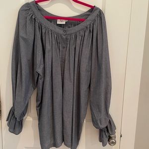 Beautiful oversized blouse purchased in Australia 100%cotton